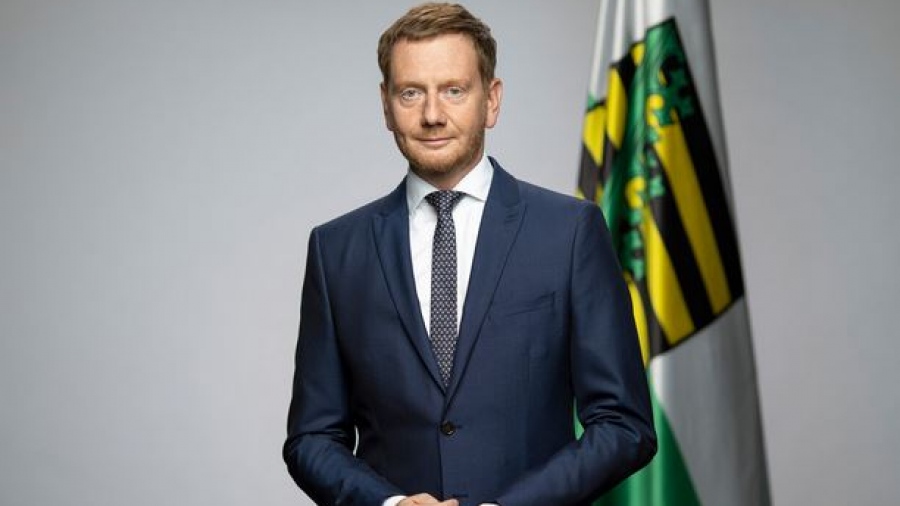 Michael Kretschmer (Σαξονία): Η Γερμανία ξεκάθαρα πρέπει να αποκαταστήσει τις σχέσεις με τη Ρωσία