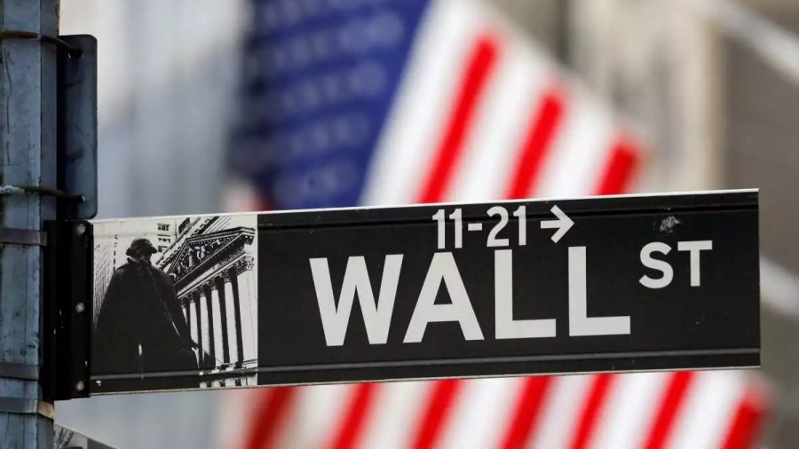 Μεικτά πρόσημα στη Wall, στη σκιά της τραπεζικής κρίσης – Στο -0,38% ο S&P 500, ο Nasdaq +0,47%