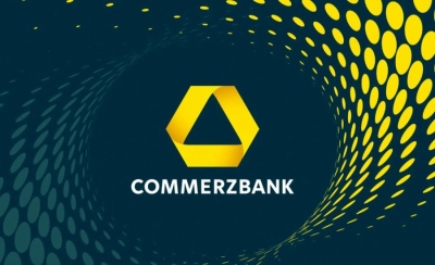 Commerzbank: Περικόπτει 4.000 θέσεις εργασίας μήπως γλιτώσει την εξαγορά