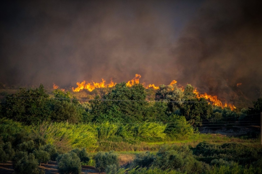Φλέγεται η χώρα - Ρεκόρ με 70 πυρκαγιές το τελευταίο 24ωρο