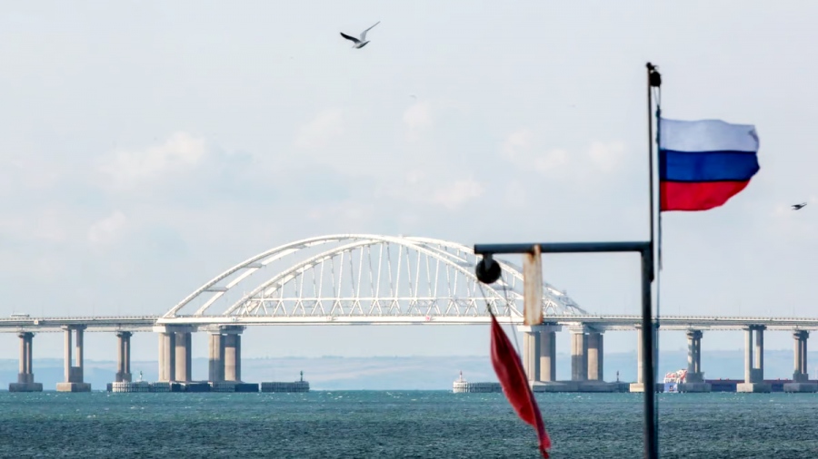 Σοβαρή εξέλιξη - Σταμάτησε αιφνιδιαστικά η κυκλοφορία στη Γέφυρα της Κριμαίας