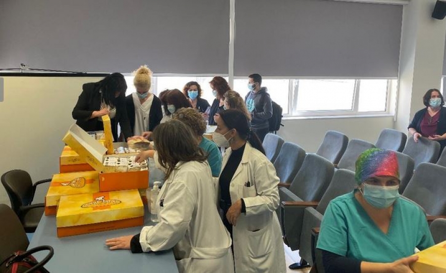 Η Δίρφυς στηρίζει τους ήρωες της εποχής μας