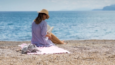 Η πτώση τιμών καλοκαιρινών πακέτων στην Βρετανία τονώνει τη ζήτηση - Η Κρήτη δημοφιλής προορισμός