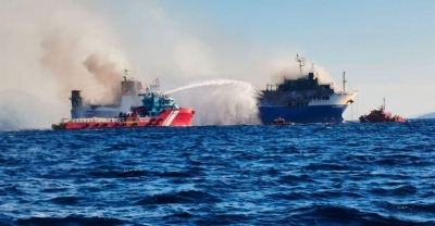 Στα ναυπηγεία της ONEX στην Ελευσίνα θα μεταφερθεί το «Blue Carrier 2» μετά την πυρκαγιά