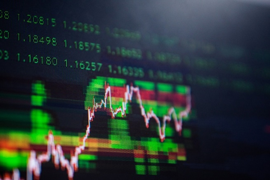 Λίγο μετά το κλείσιμο του ΧΑ – Διολίσθησε με χαμηλό τζίρο – Καλύτερα όμως από τις ξένες αγορές