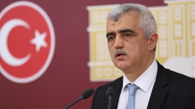 Τουρκία: Η αστυνομία εισέβαλε στο κοινοβούλιο και συνέλαβε τον βουλευτή Gergerioglu