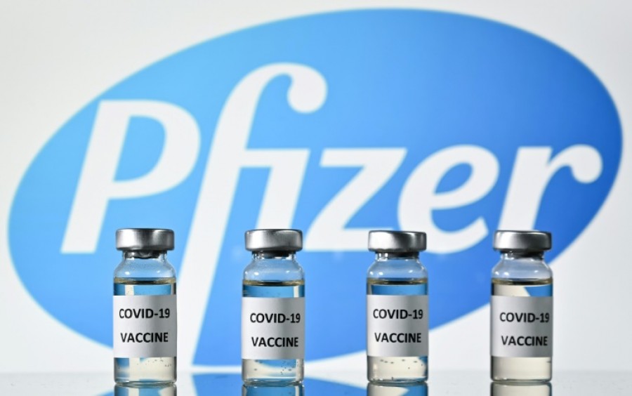 Διαπραγματεύσεις Κομισιόν με Pfizer/BioNTech - Στόχος η αγορά επιπλέον 300 εκατ. δόσεων εμβολίου για τον κορωνοϊό