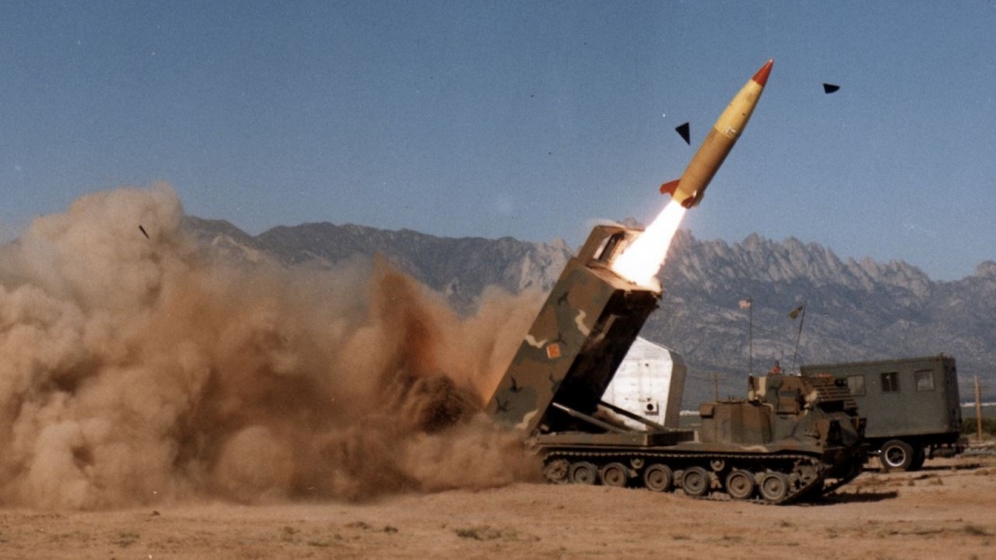 CNN: Οι ΗΠΑ προσπάθησαν να αιφνιδιάσουν τη Ρωσία παραδίδοντας κρυφά τους ATACMS στην Ουκρανία