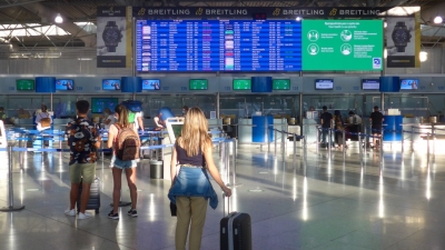 Κατακόρυφη αύξηση 118% της επιβατικής κίνησης στα ελληνικά αεροδρόμια τον Οκτώβριο 2021