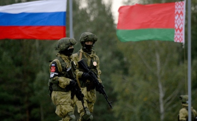 H Λευκορωσία φοβάται εισβολή της Δύσης - Έχουν διπλασιάσει δυνάμεις και τανκ στα σύνορα σε μια 4ετία