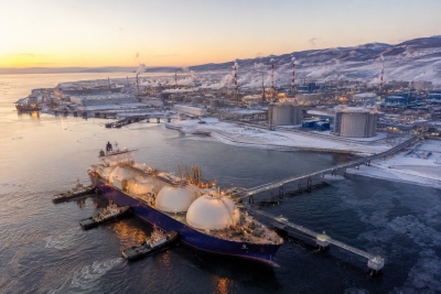 Η μεγάλη μάχη του LNG: Η Ρωσία χτίζει ενεργειακή αυτοκρατορία, η θέση του AKTOR και του Κάθετου Διαδρόμου