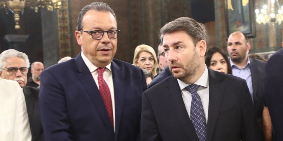 Τους το κρατάει...μανιάτικο ο Ανδρουλάκης ή τρέχει τίποτε άλλο;