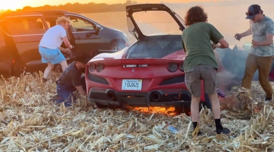 YouTuber απανθρακώνει μία Ferrari F8 Tributo