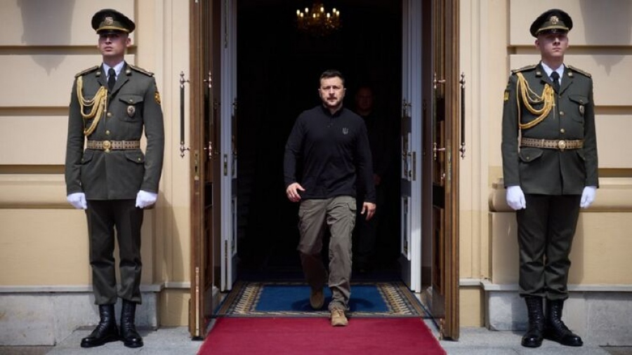 Zelensky: Στόχος της Ουκρανίας ο τερματισμός του πολέμου με τη Ρωσία το 2025 – Θέλουμε εγγυήσεις από ΗΠΑ