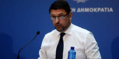 Χαρδαλιάς: Υποχρεωτική η μάσκα σε μέσα μαζικής μεταφοράς, νοσοκομεία και ταξί