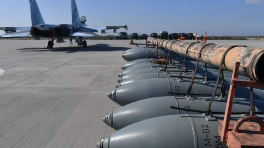 Οι ρωσικές αεροδιαστημικές δυνάμεις ξεκινούν μαζική εκπαίδευση πιλότων Su-34 στη χρήση εναέριων βομβών