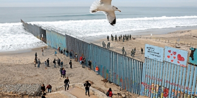 State Department: Καταργούνται οι συμφωνίες Trump με τρίτες χώρες για το μεταναστευτικό