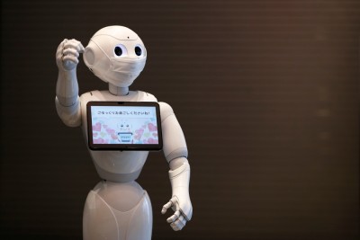Βέλγιο: Επιστρατεύει... πολύγλωσσα ρομπότ για ελέγχους Covid-19 σε νοσοκομεία και καταστήματα