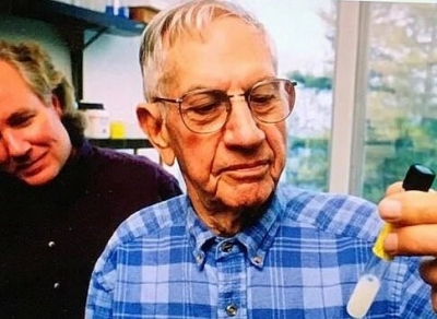 Πέθανε ο δημιουργός του μπότοξ Alan Scott