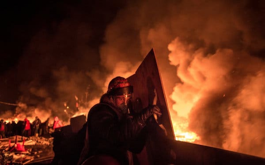 Δραματικές ώρες, στο ίδιο έργο θεατές οι Ουκρανοί - Οι Ρώσοι σφυροκοπούν Χερσώνα, Μαριούπολη - Δεκάδες νεκροί