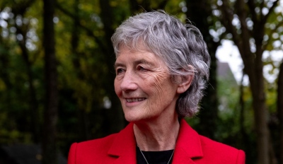 Η αριστερή Catherine Connolly εξελέγη πρόεδρος της Ιρλανδίας με το 63,5% των ψήφων