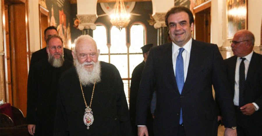 Ο Πιερρακάκης επισκέφθηκε τον Αρχιεπίσκοπο Ιερώνυμο (photo)