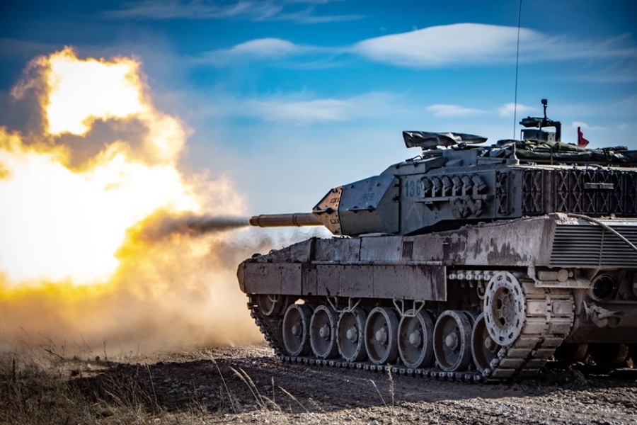 Ρωσικά drones διαλύουν το ΝΑΤΟϊκό θρύλο: Leopard 2A6 εξαϋλώθηκε στην Περιφέρεια Sumy