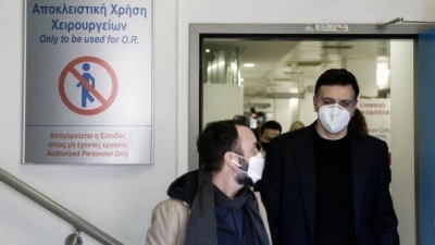 Κικίλιας: Τα μέτρα ατομικής προστασίας και ο εμβολιασμός θα οδηγήσουν σε αποσυμπίεση του ΕΣΥ