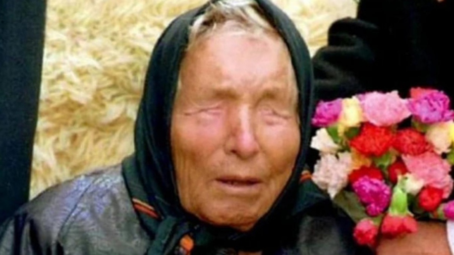 Η εφιαλτική προφητεία της Baba Vanga επιβεβαιώθηκε: «Μόλις πέσει η Συρία, να περιμένετε μεγάλο πόλεμο ανάμεσα στη Δύση και την Ανατολή»