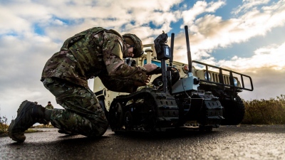 Ξεφυτρώνουν σαν τα μανιτάρια…  oι startups στην άμυνα - Οι επενδυτές βρίσκουν... χρυσάφι