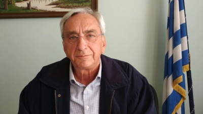 Βυτινιώτης (Αντιπεριφερειάρχης Κορινθίας): «Η φωτιά φαίνεται να κινείται απειλητικά προς την νέα εθνική οδό Αθηνών–Κορίνθου»