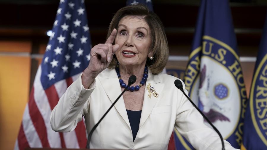 Pelosi (ΗΠΑ): Το Κογκρέσο εξετάζει την απαγόρευση εισαγωγής πετρελαίου από τη Ρωσία