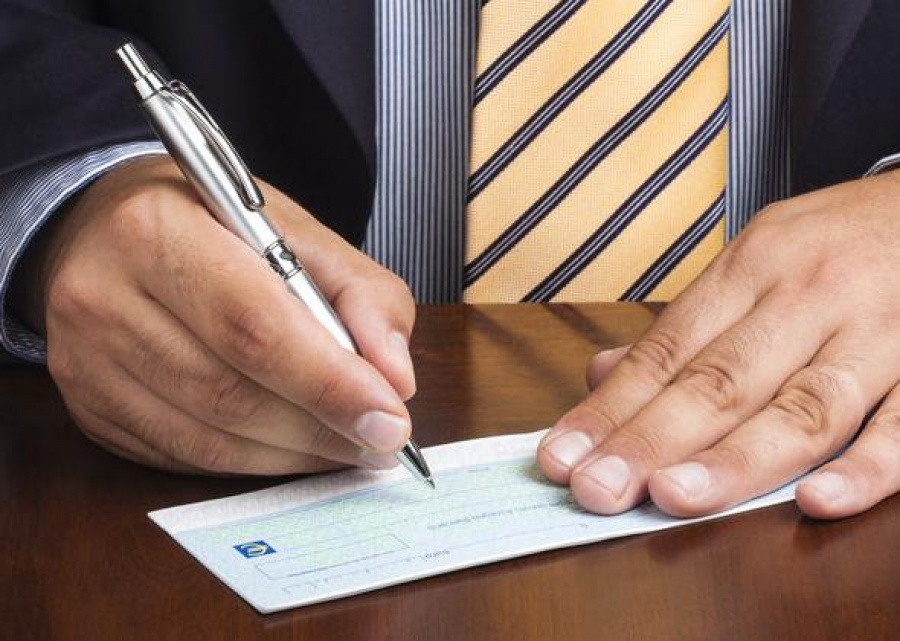 Πολλές επιταγές δεν περνούν στα συστήματα των τραπεζών - Ζητείται παράταση