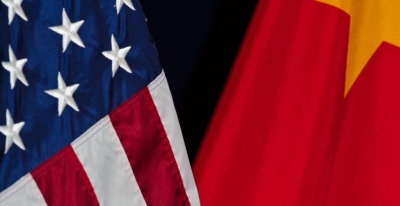 Raimondo (ΗΠΑ): Εξετάζουμε την άρση ορισμένων δασμών προς την Κίνα για την καταπολέμηση του πληθωρισμού