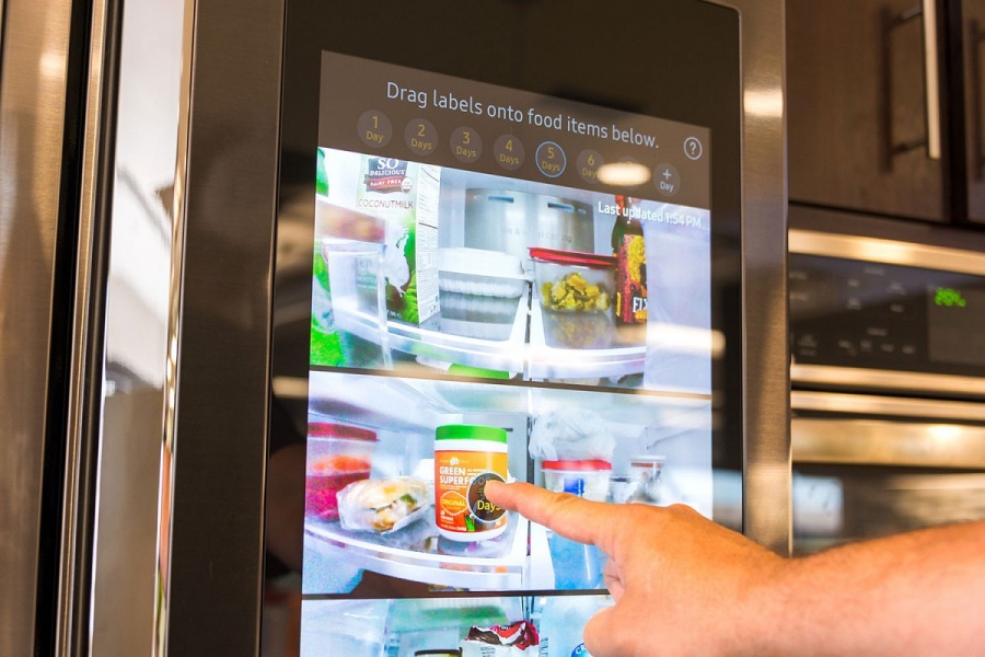 Samsung: Ένα νέο ψυγείο με… τεχνητή νοημοσύνη