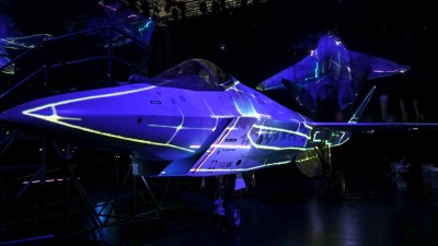 Η Ρωσία ξεκαθαρίζει: To νέο πανίσχυρο Su-75 Checkmate θα «σηκωθεί» στους αιθέρες εντός του 2026