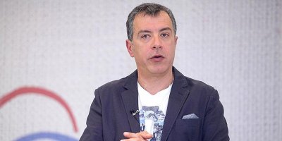Θεοδωράκης: Πρέπει να πάμε αντίθετα στο ρεύμα – Να συγκρουστούμε με το σάπιο καθεστώς της αναξιοκρατίας