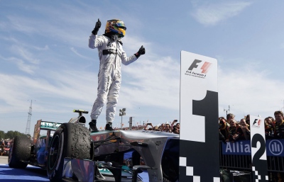 Ασύλληπτη τιμή έπιασε μονοθέσιο του Lewis Hamilton