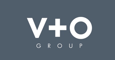 Μεγάλη εξέλιξη: Πωλείται το 70% της V+O στην InvestCorp – Διατηρούν το 30% οι Βαρβιτσιώτης και Ολύμπιος