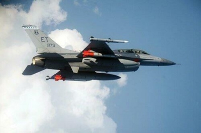 Επισπεύδουν οι ΗΠΑ την αποστολή F-16 στην Ουκρανία, παρότι γνωρίζουν ότι δεν μπορούν να ανατρέψουν την αποτυχία της αντεπίθεσης