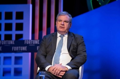 Βέττας (ΙΟΒΕ): Χωρίς δημοσιονομική σταθερότητα, θα πέσει ο πέλεκυς των αγορών - Ο πληθωρισμός εργαλείο για «κούρεμα» του χρέους