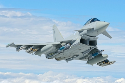 Επίδειξη ισχύος από τη Βρετανία - Μαχητικά της RAF εξασκούνται σε επιθέσεις «ακριβείας» κοντά στα ρωσικά σύνορα στην Εσθονία