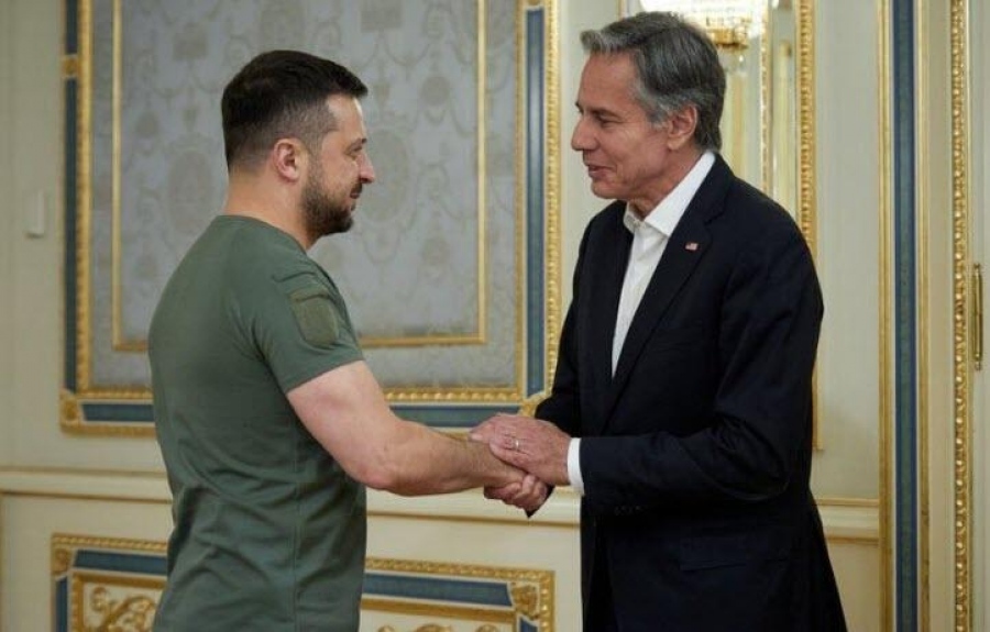 Bortnik (πολιτικός επιστήμονας): Ο Blinken προσπάθησε να πείσει τον Zelensky να δεχτεί ανακωχή με τη Ρωσία