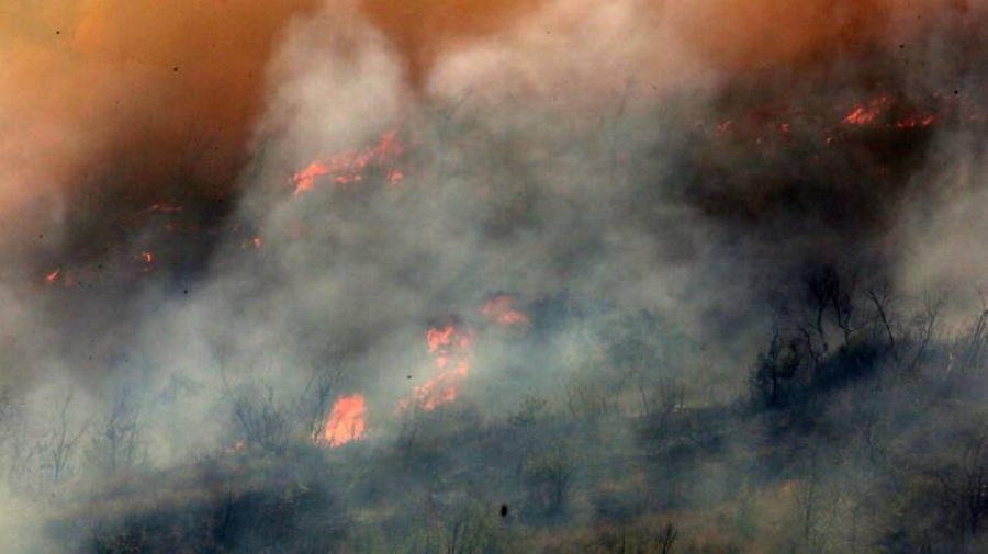 Η Ελλάδα στις φλόγες: Μήνυμα του 112  για εκκένωση στην Αύρα Έβρου