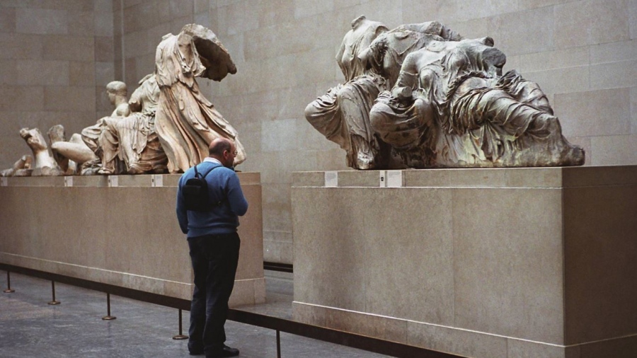Σοκ στη Μ. Βρετανία για υπάλληλο που έκλεβε αρχαιότητες από το Βρετανικό Μουσείο - Ανησυχία στην Αθήνα