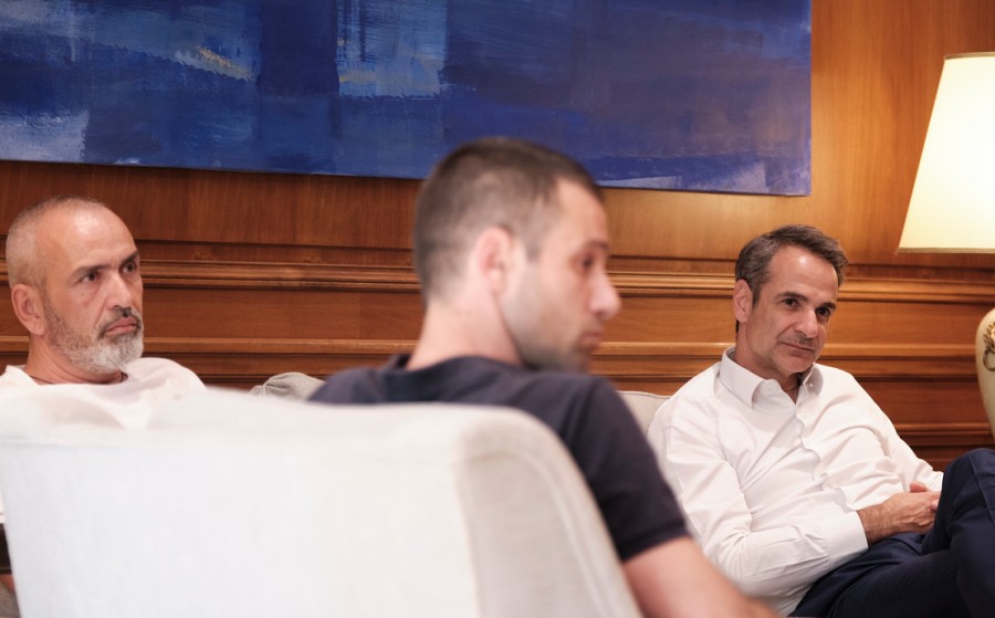 Μητσοτάκης: Το κουράγιο των ανθρώπων που ξεπέρασαν τεράστιες δυσκολίες πρέπει να αναδειχθεί ως παράδειγμα προς μίμηση