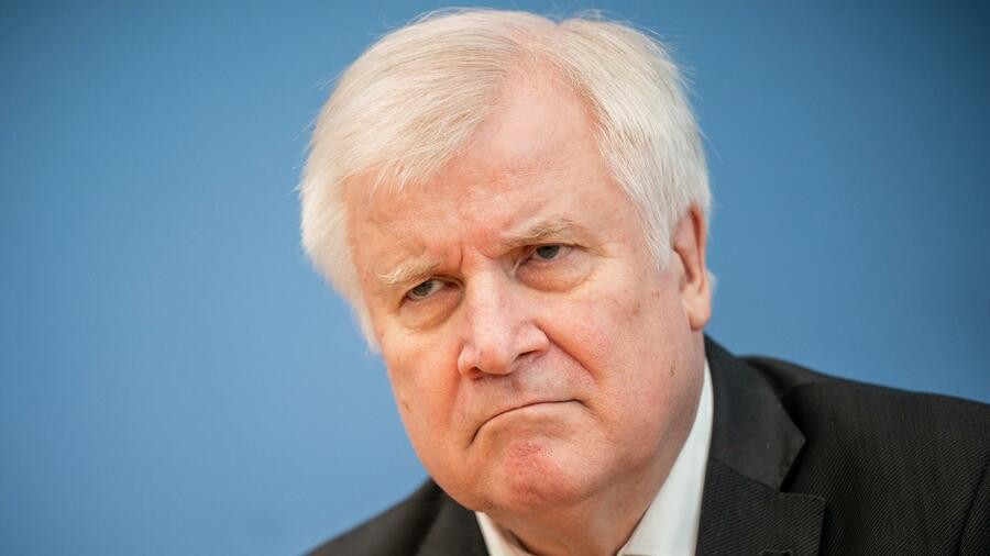 Seehofer (ΥΠΕΣ Γερμανίας): Η απειλή από ισλαμιστές τρομοκράτες στη Γερμανία είναι μεγάλη