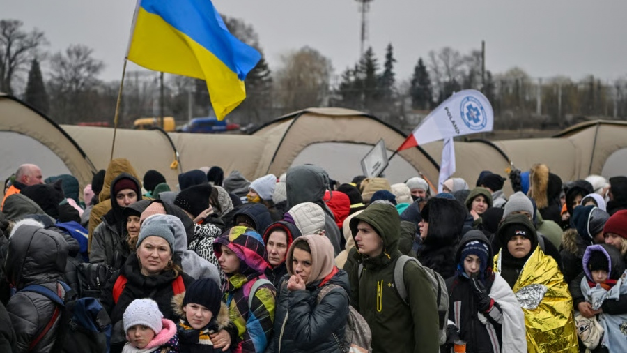 «Γυρίστε πίσω στη χώρα σας» - Βίαιος ξεσηκωμός στην Πολωνία κατά των Ουκρανών προσφύγων