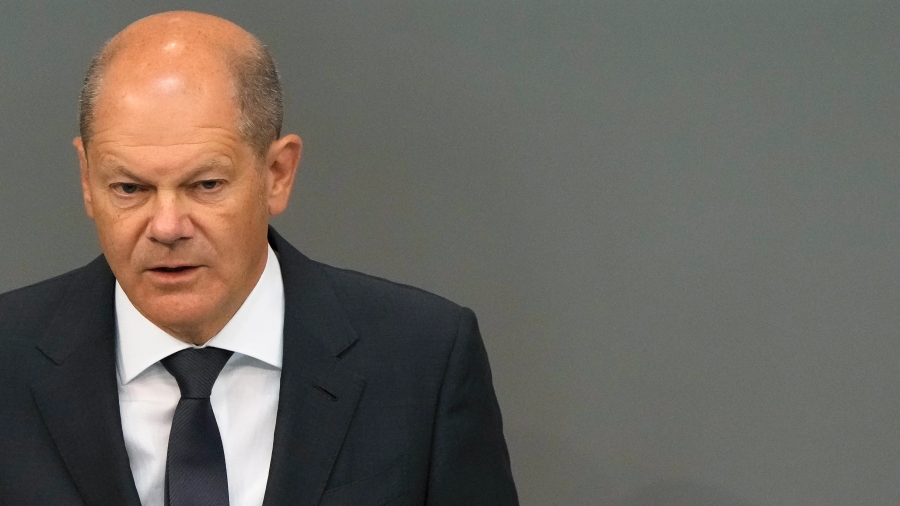 Θετικός στον κορωνοϊό ο Scholz