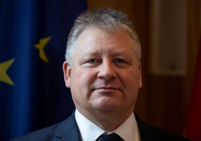 Αρχηγός των γερμανικών μυστικών υπηρεσιών: Η Ρωσία δεν έχει αποφασίσει αν θα επιτεθεί στην Ουκρανία